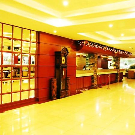 Grand Regal Hotel Bacolod Dış mekan fotoğraf