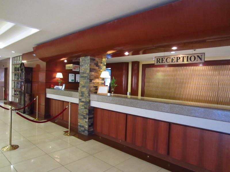 Grand Regal Hotel Bacolod Dış mekan fotoğraf