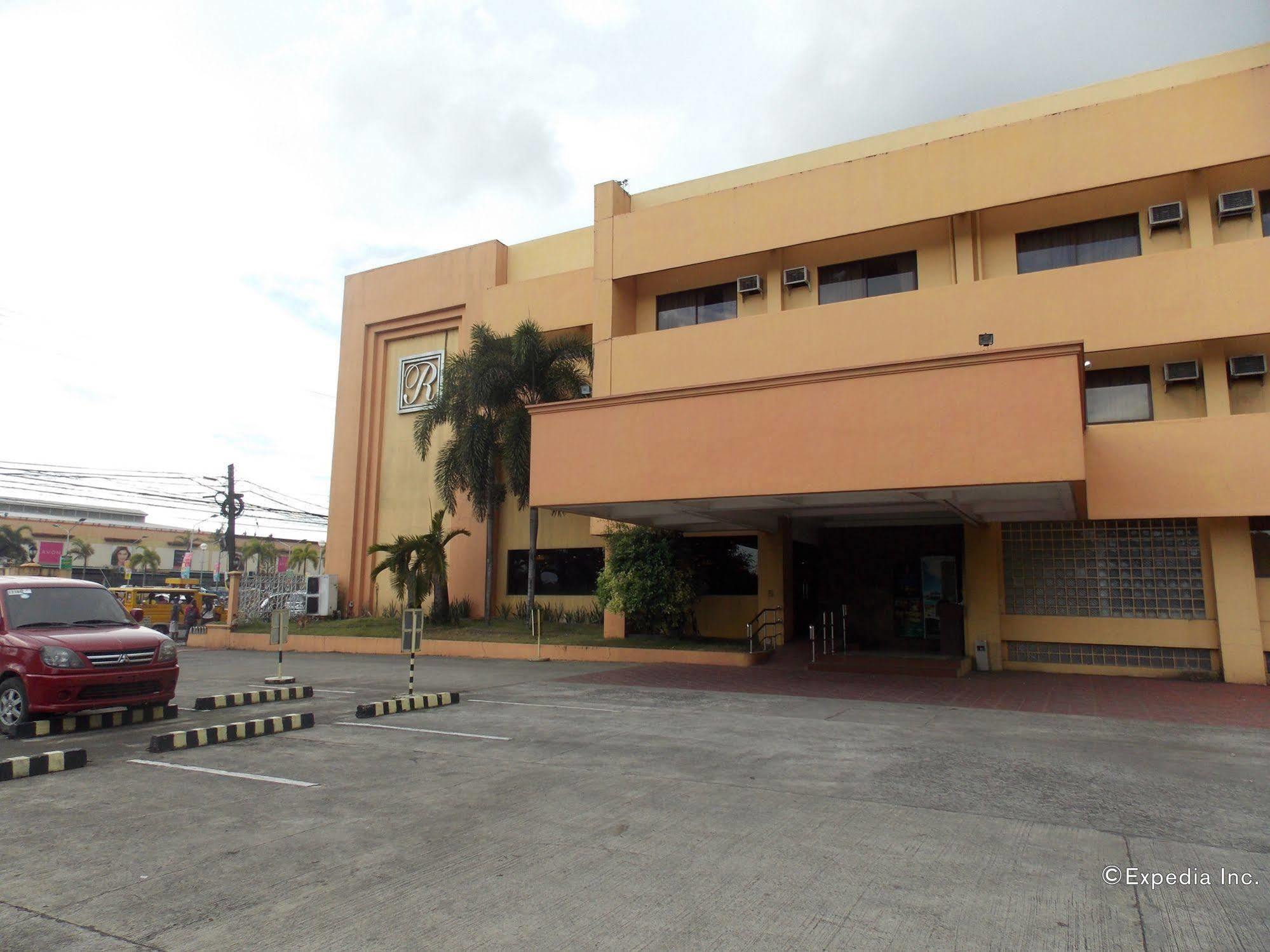 Grand Regal Hotel Bacolod Dış mekan fotoğraf