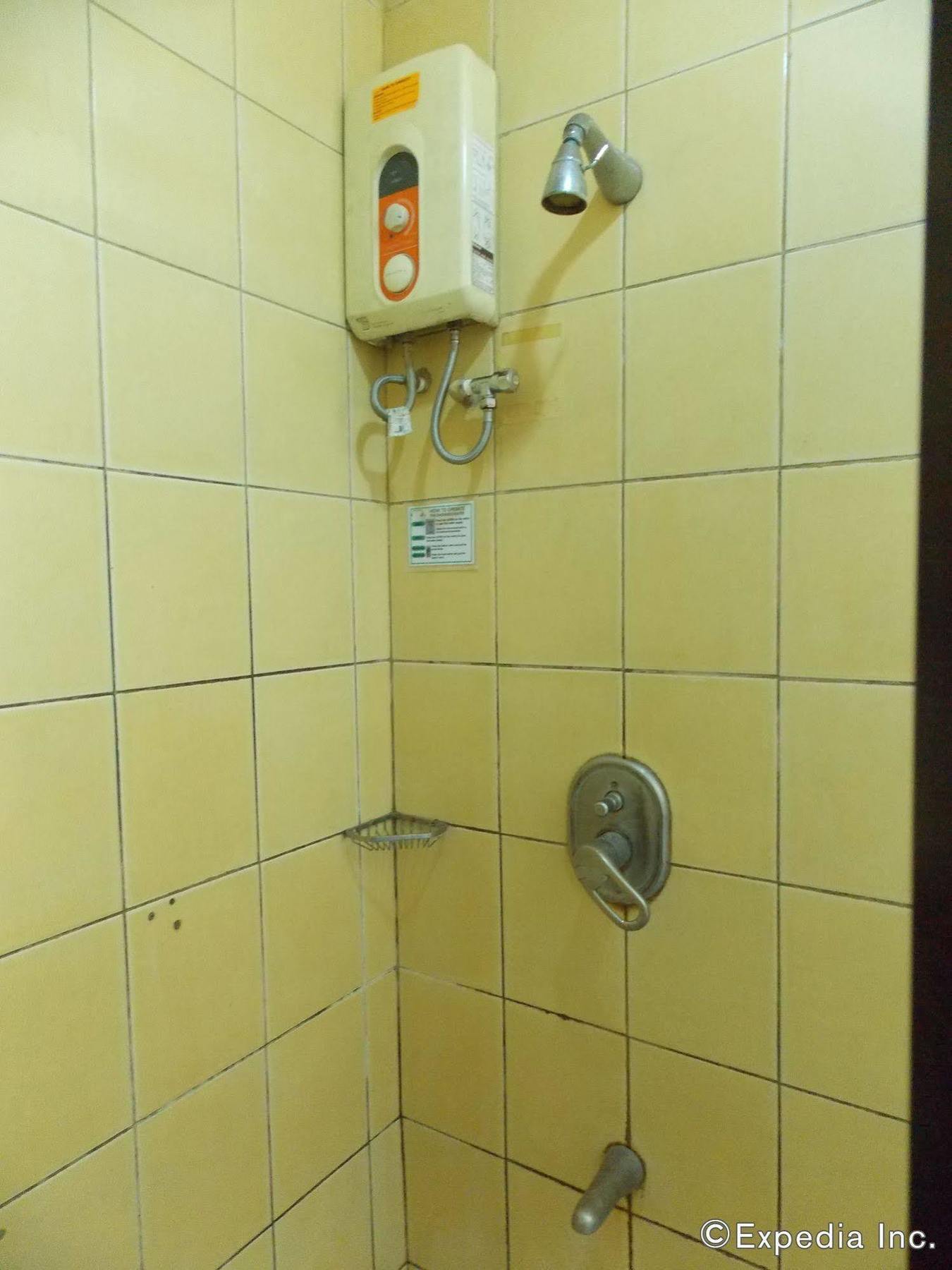 Grand Regal Hotel Bacolod Dış mekan fotoğraf