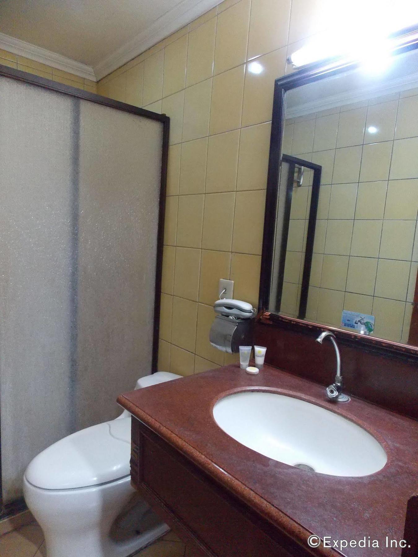 Grand Regal Hotel Bacolod Dış mekan fotoğraf