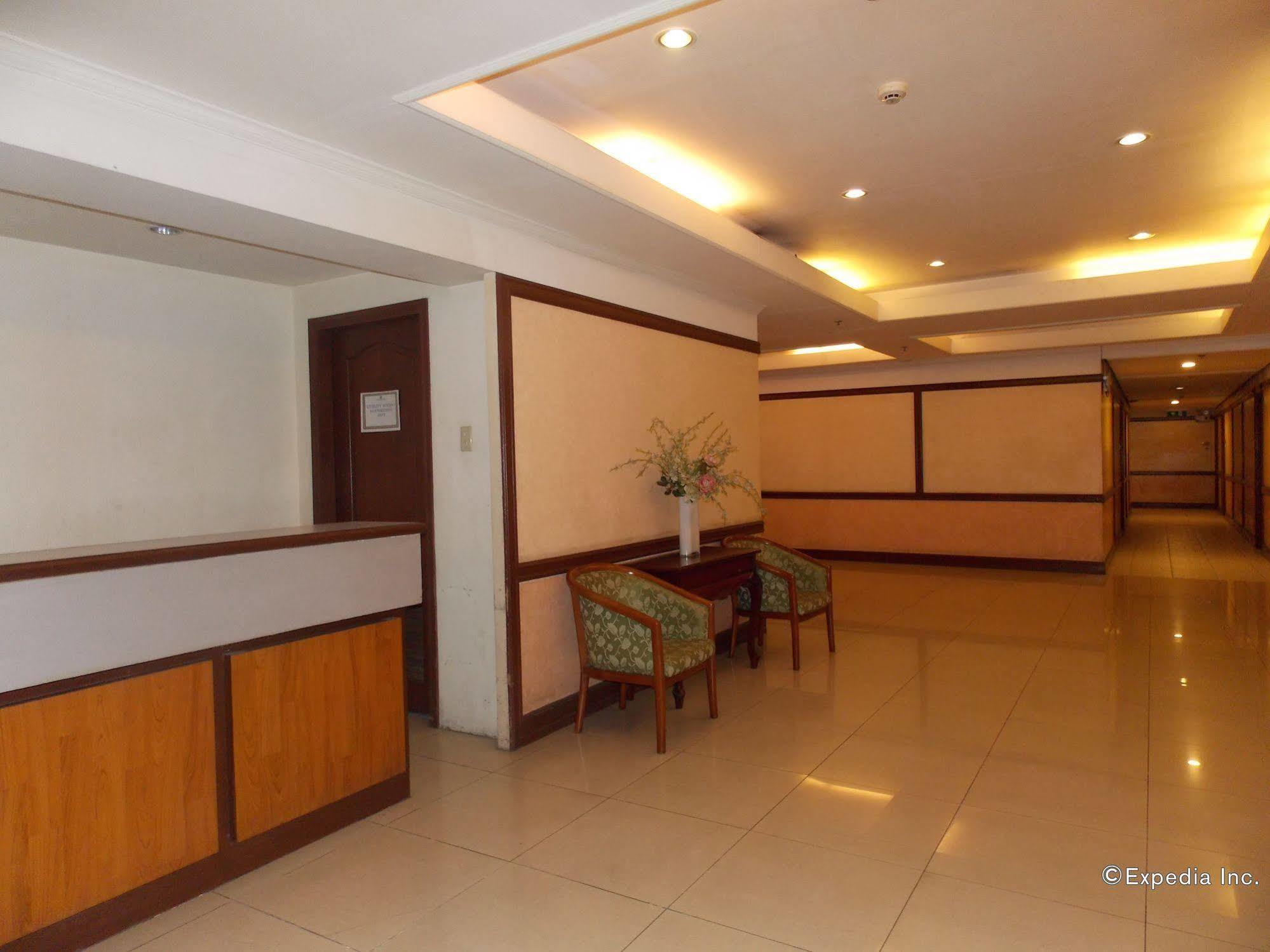 Grand Regal Hotel Bacolod Dış mekan fotoğraf