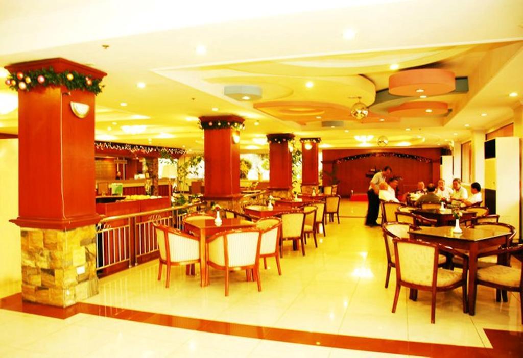 Grand Regal Hotel Bacolod Dış mekan fotoğraf