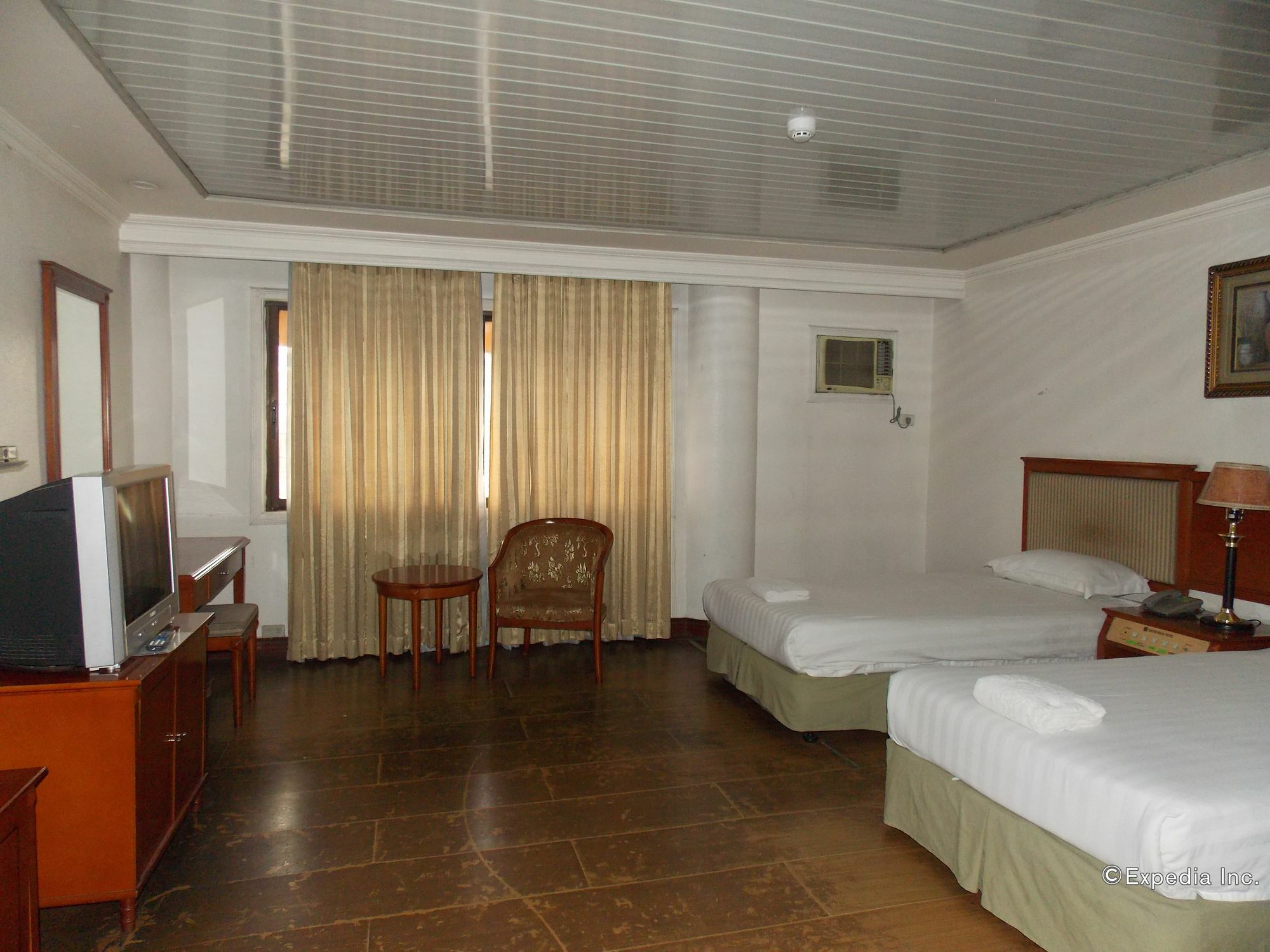 Grand Regal Hotel Bacolod Dış mekan fotoğraf